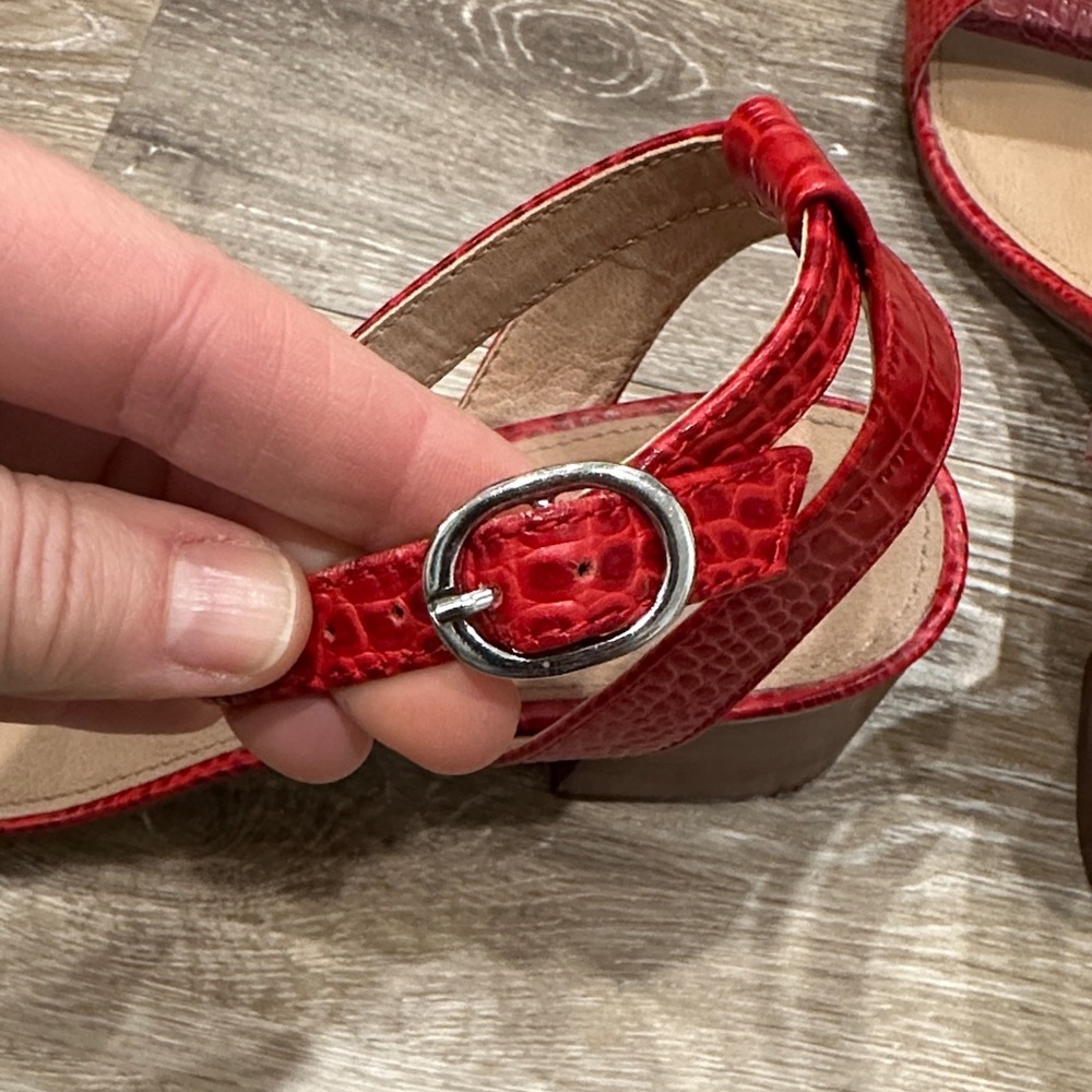 Aqua Red Croc-Patterned Heels - Picture 11 of 14